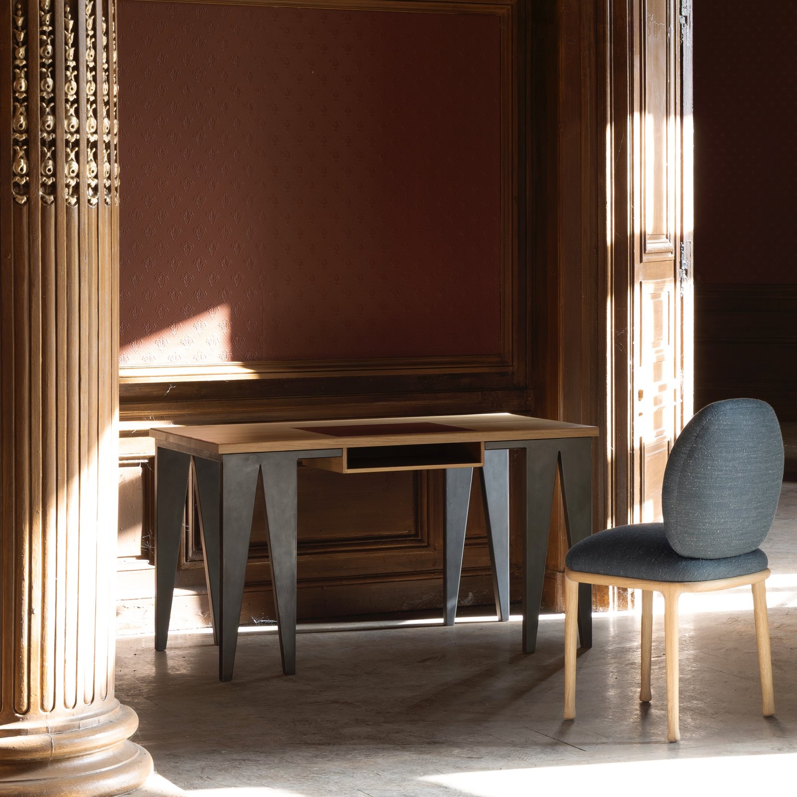 Bureau Chanfrein par Hartis — mise en scène