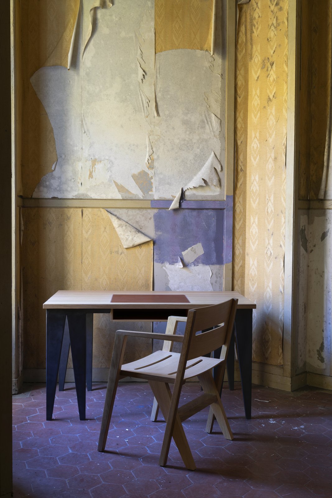 Chaise Aplomb par Hartis en situation — 2