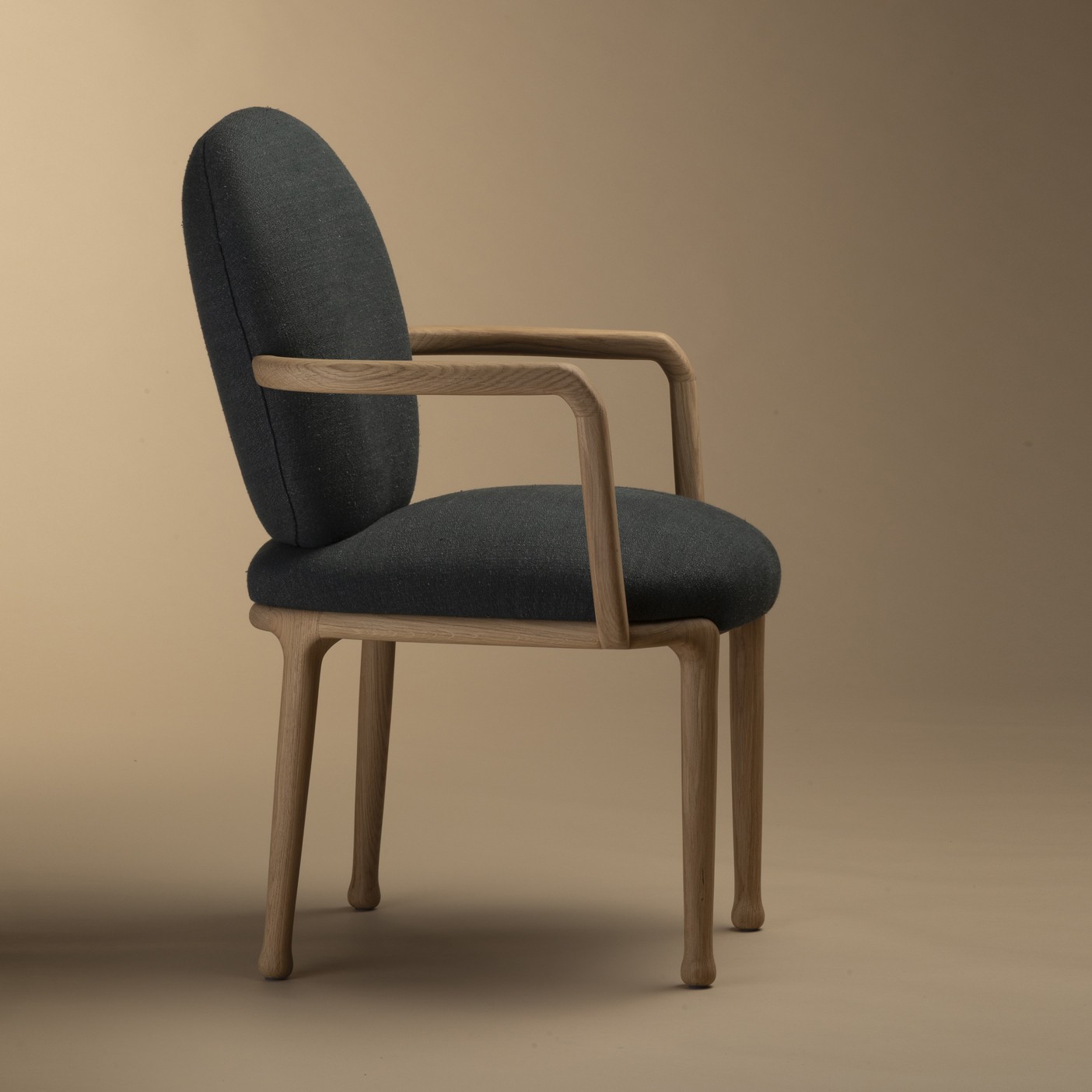 Chaise Biseau — Accoudoirs