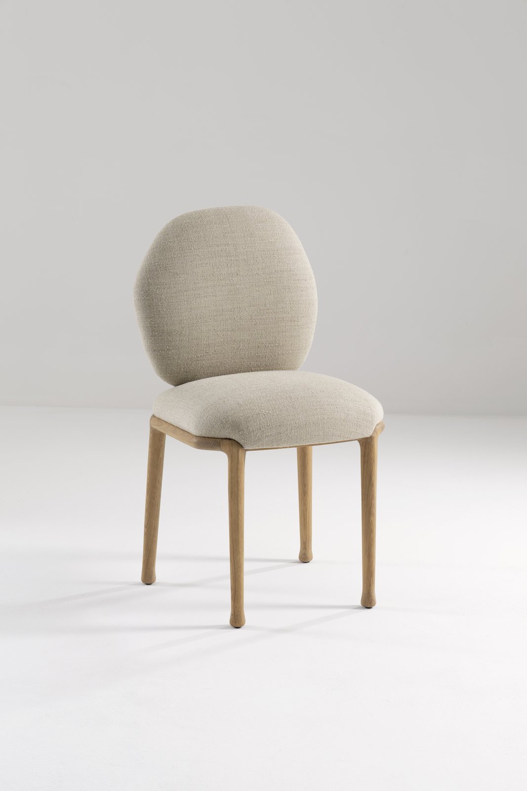 Chaise Biseau par Hartis — vue 1