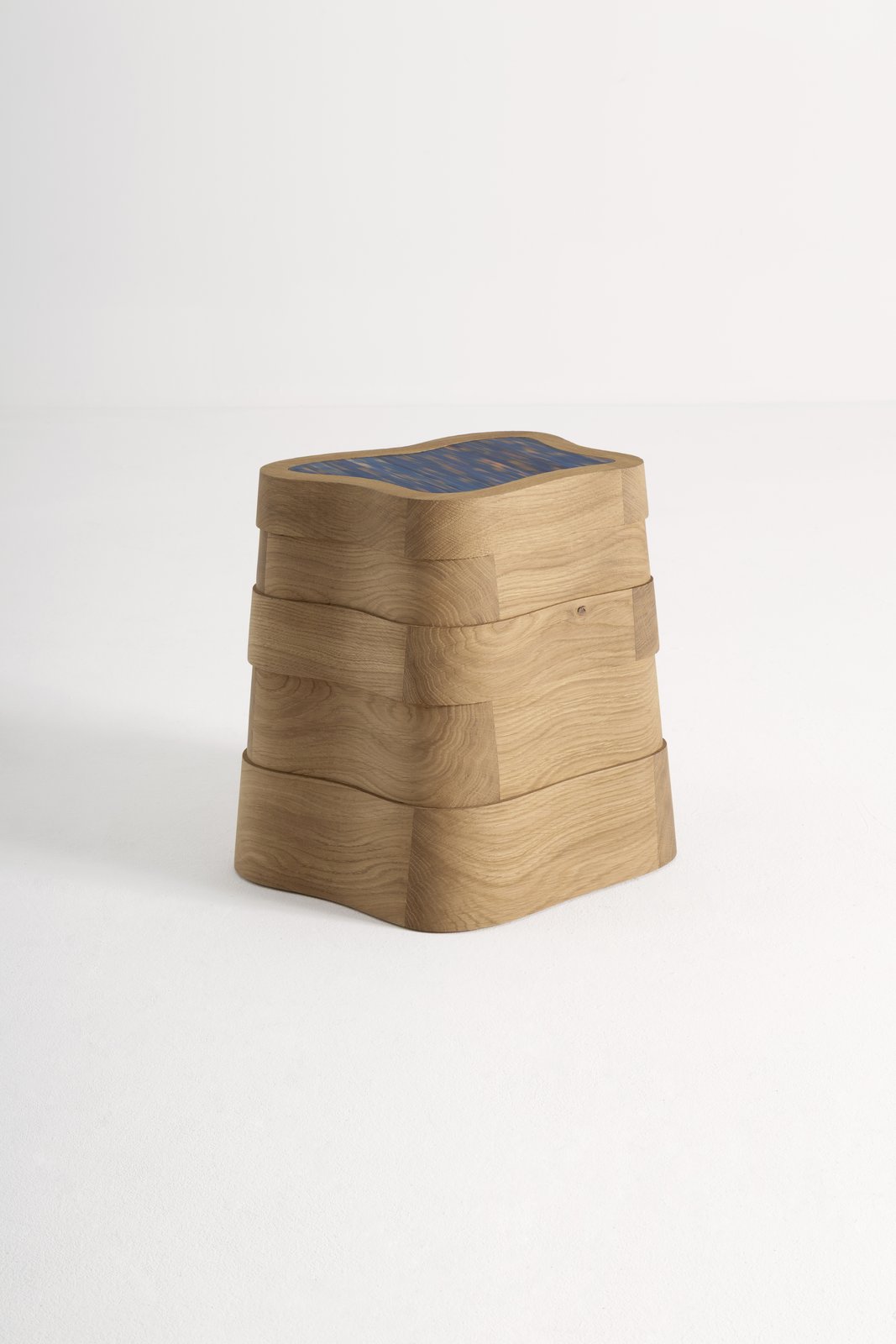 Table d'appoint Modelage par Hartis — vue 1