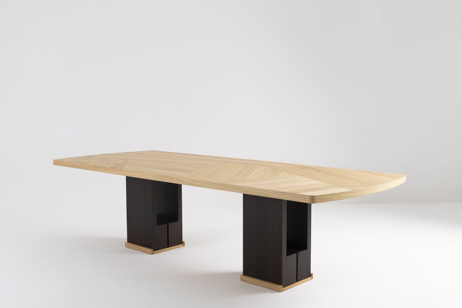 Table Marqueterie par Hartis — vue 1