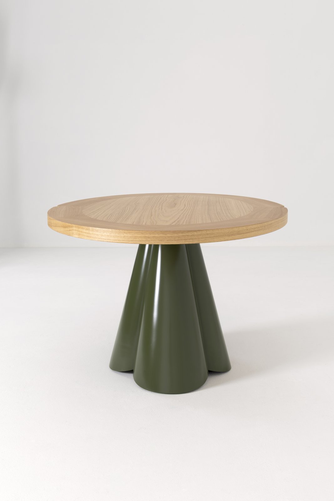 Table Pointe par Hartis — vue 3